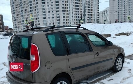 Skoda Roomster, 2013 год, 920 000 рублей, 4 фотография