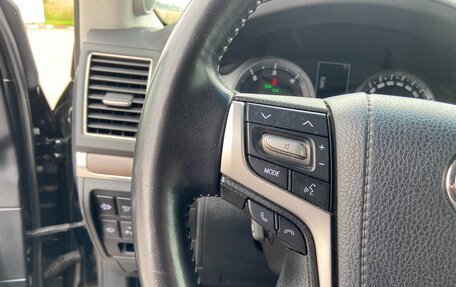 Toyota Land Cruiser 200, 2018 год, 6 500 000 рублей, 10 фотография