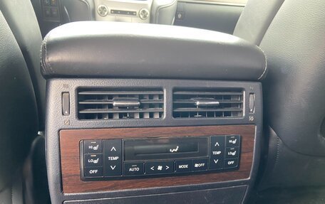 Toyota Land Cruiser 200, 2018 год, 6 500 000 рублей, 17 фотография