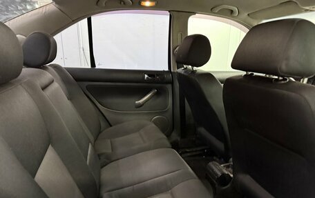 Volkswagen Bora, 2002 год, 435 000 рублей, 11 фотография