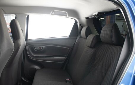 Toyota Vitz, 2017 год, 885 000 рублей, 7 фотография