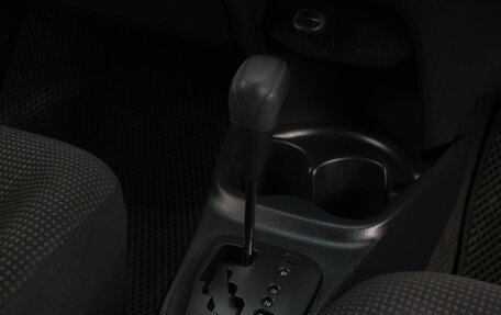 Toyota Vitz, 2017 год, 885 000 рублей, 14 фотография