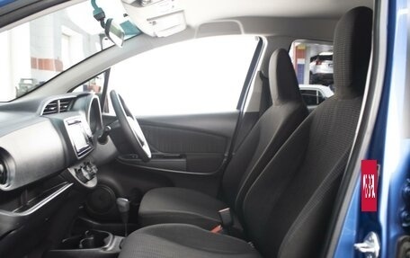 Toyota Vitz, 2017 год, 885 000 рублей, 6 фотография