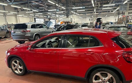 Mercedes-Benz GLA, 2019 год, 2 380 000 рублей, 9 фотография