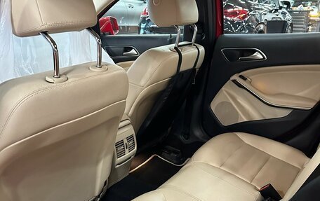 Mercedes-Benz GLA, 2019 год, 2 380 000 рублей, 15 фотография