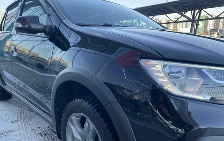 Renault Logan II, 2019 год, 1 145 000 рублей, 2 фотография