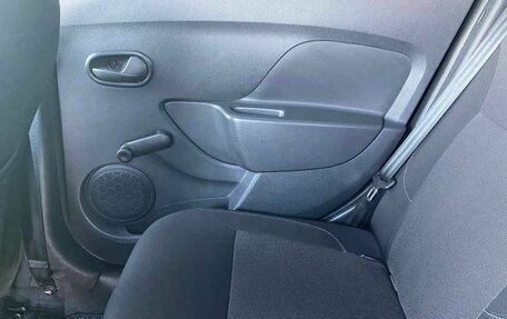 Renault Logan II, 2019 год, 1 145 000 рублей, 24 фотография