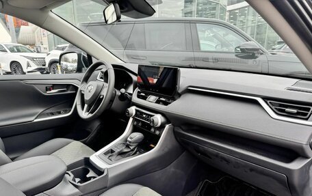 Toyota RAV4, 2025 год, 4 550 000 рублей, 11 фотография