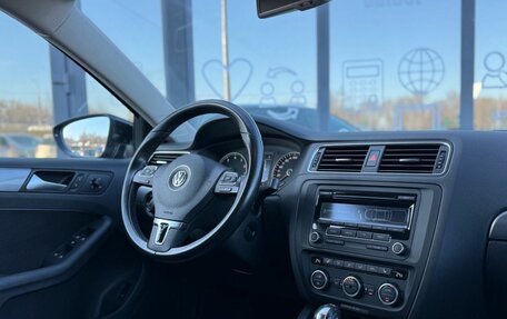 Volkswagen Jetta VI, 2013 год, 1 345 000 рублей, 15 фотография