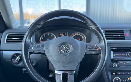 Volkswagen Jetta VI, 2013 год, 1 345 000 рублей, 13 фотография