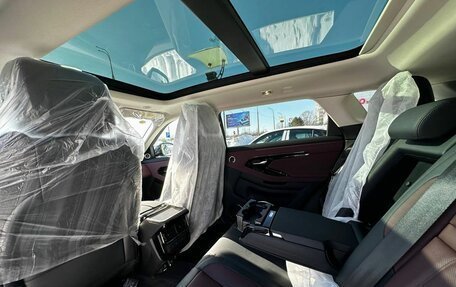 Land Rover Range Rover Evoque II, 2025 год, 5 800 000 рублей, 19 фотография