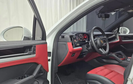 Porsche Cayenne III, 2024 год, 16 320 000 рублей, 10 фотография