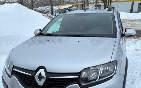 Renault Sandero II рестайлинг, 2018 год, 1 058 000 рублей, 1 фотография