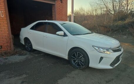 Toyota Camry, 2018 год, 2 200 000 рублей, 1 фотография
