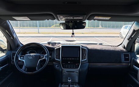 Toyota Land Cruiser 200, 2018 год, 7 500 000 рублей, 9 фотография