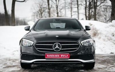 Mercedes-Benz E-Класс, 2020 год, 3 550 000 рублей, 1 фотография