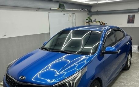 KIA Rio IV, 2020 год, 1 350 000 рублей, 1 фотография