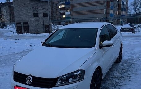 Volkswagen Passat B7, 2012 год, 1 000 000 рублей, 1 фотография