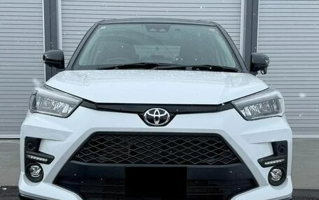 Toyota Raize I, 2021 год, 1 350 000 рублей, 2 фотография