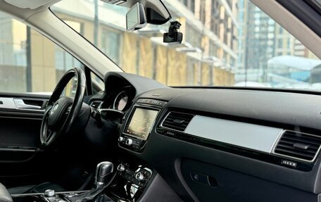 Volkswagen Touareg III, 2015 год, 3 450 000 рублей, 16 фотография