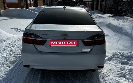 Toyota Camry, 2017 год, 2 599 000 рублей, 7 фотография