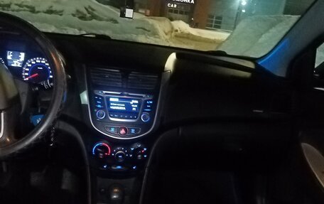 Hyundai Solaris II рестайлинг, 2014 год, 759 000 рублей, 10 фотография