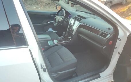 Toyota Camry, 2018 год, 2 200 000 рублей, 5 фотография