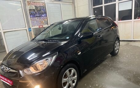 Hyundai Solaris II рестайлинг, 2013 год, 620 000 рублей, 5 фотография