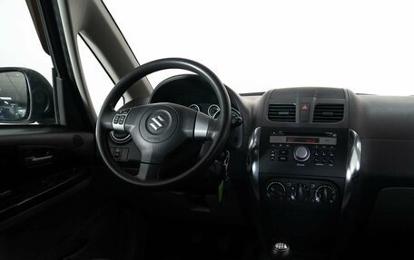 Suzuki SX4 II рестайлинг, 2013 год, 748 000 рублей, 13 фотография