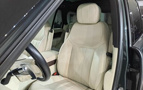 Land Rover Range Rover IV рестайлинг, 2022 год, 15 800 000 рублей, 11 фотография