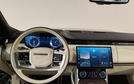 Land Rover Range Rover IV рестайлинг, 2022 год, 15 800 000 рублей, 13 фотография