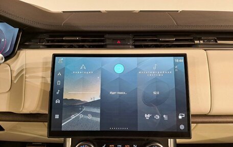 Land Rover Range Rover IV рестайлинг, 2022 год, 15 800 000 рублей, 20 фотография