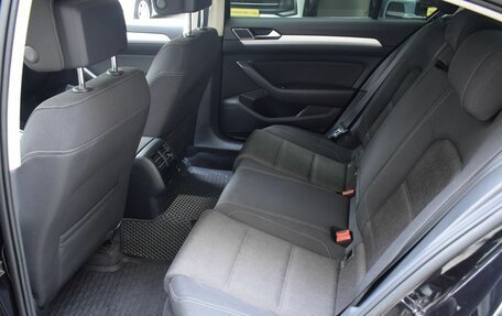 Volkswagen Passat B8 рестайлинг, 2017 год, 2 220 000 рублей, 22 фотография