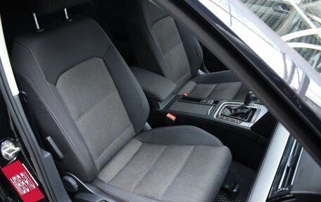 Volkswagen Passat B8 рестайлинг, 2017 год, 2 220 000 рублей, 21 фотография