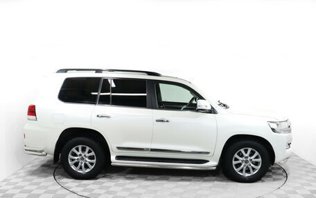 Toyota Land Cruiser 200, 2015 год, 5 489 000 рублей, 4 фотография
