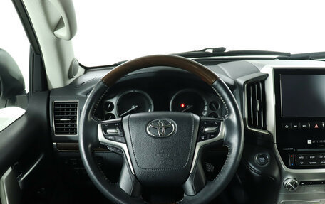 Toyota Land Cruiser 200, 2015 год, 5 489 000 рублей, 18 фотография