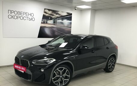 BMW X2, 2018 год, 1 995 000 рублей, 2 фотография