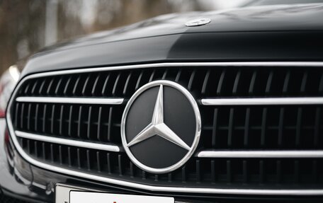 Mercedes-Benz E-Класс, 2020 год, 3 550 000 рублей, 5 фотография