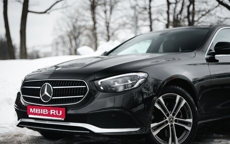 Mercedes-Benz E-Класс, 2020 год, 3 550 000 рублей, 16 фотография