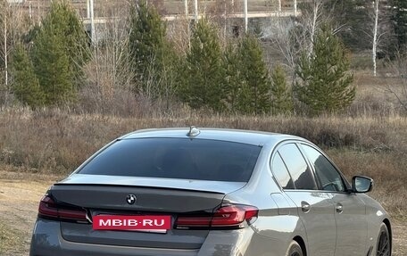 BMW 5 серия, 2021 год, 5 600 000 рублей, 2 фотография