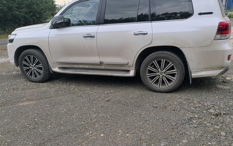 Toyota Land Cruiser 200, 2018 год, 3 500 000 рублей, 5 фотография