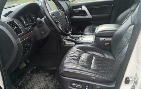 Toyota Land Cruiser 200, 2018 год, 3 500 000 рублей, 8 фотография