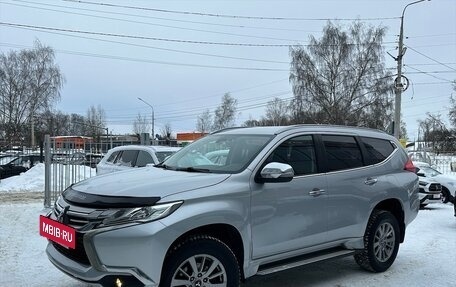 Mitsubishi Pajero Sport III рестайлинг, 2018 год, 2 990 000 рублей, 2 фотография