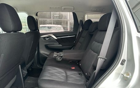 Mitsubishi Pajero Sport III рестайлинг, 2018 год, 2 990 000 рублей, 14 фотография