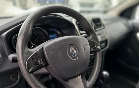 Renault Logan II, 2015 год, 710 000 рублей, 10 фотография