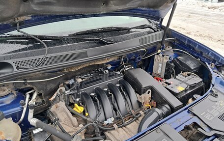 Renault Logan II, 2015 год, 710 000 рублей, 18 фотография