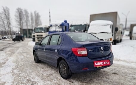 Renault Logan II, 2015 год, 710 000 рублей, 7 фотография