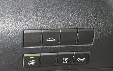 Lexus RX IV рестайлинг, 2017 год, 3 870 000 рублей, 12 фотография