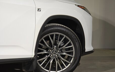 Lexus RX IV рестайлинг, 2017 год, 3 870 000 рублей, 20 фотография