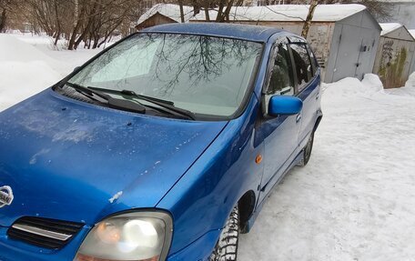 Nissan Tino, 2001 год, 300 000 рублей, 3 фотография